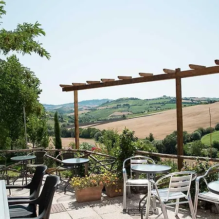 Farm stay Agriturismo Lavanda Blu Carassai